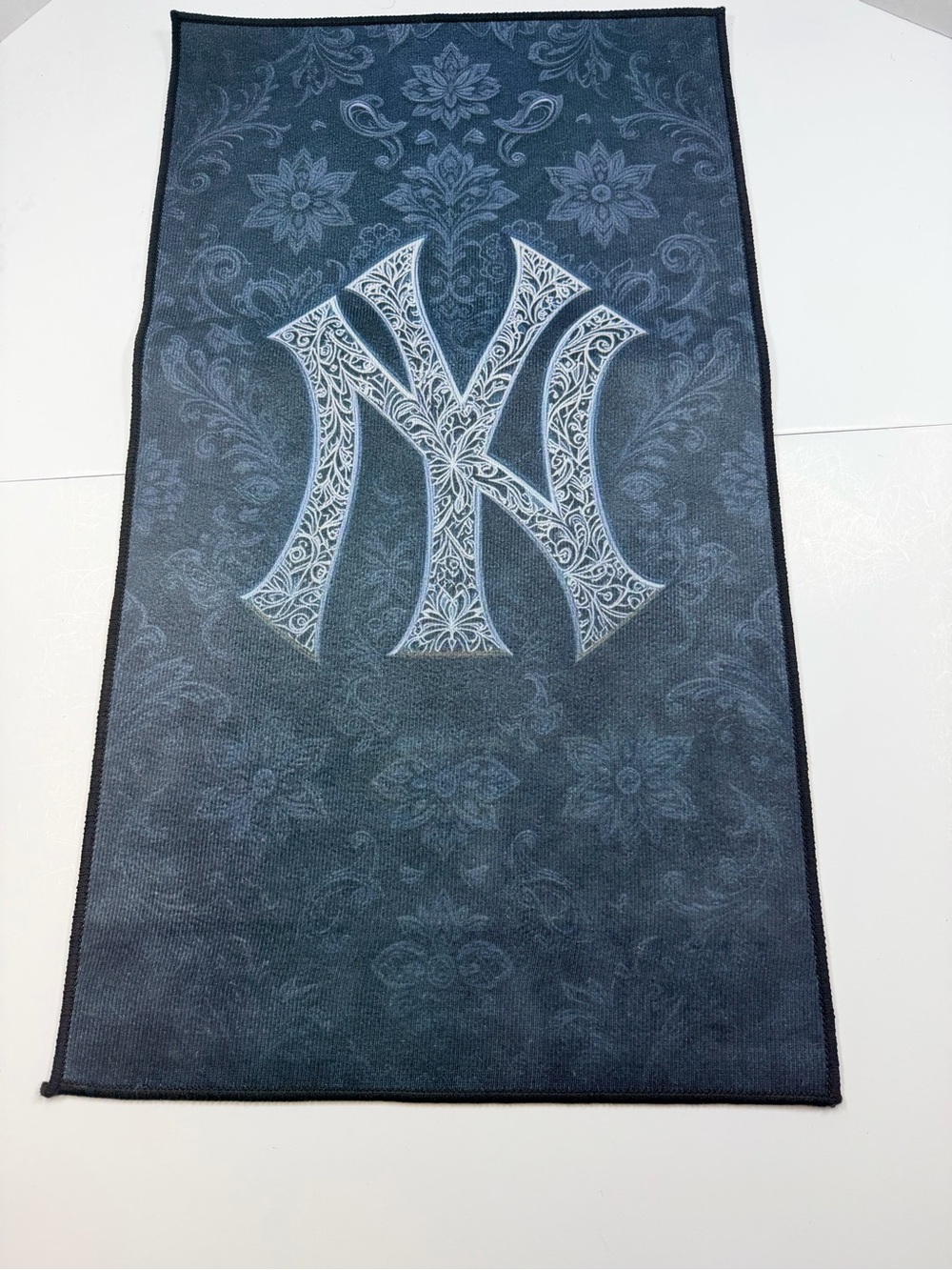 NY Yankees Logo Rug - Blue and White